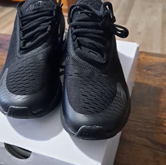 Women 270 Max size 8 - Picture 3 of 5